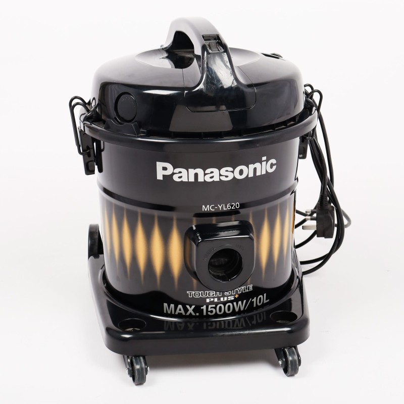 مكنسة باناسونك MC-YL620Y 202